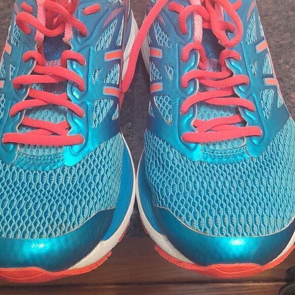 Asic Gel-Cumulus 18 Sneakers...EUC....Size 9 - Picture 3 of 6